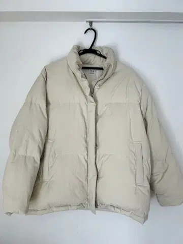 UNGRID 아이보리 다운 자켓 S 사이즈
