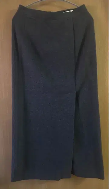 새상품급 S&H collection 다크 그레이 슬릿 타이 스커트 LL