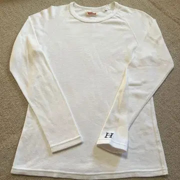 H&MARKET 화이트 긴팔 티셔츠