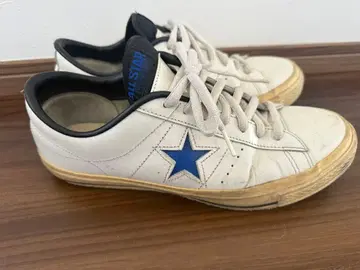 컨버스 원스타 가죽 스니커즈 사이즈 9 27cm