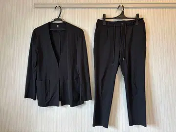블랙 캐주얼 수트 자켓과 팬츠 세트