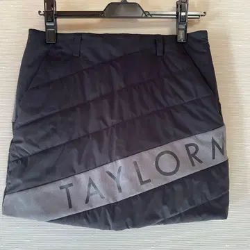 TAYLORN 골프 스커트 블랙
