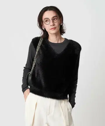 BEAUTY&YOUTH 샤기 V넥 니트 베스트