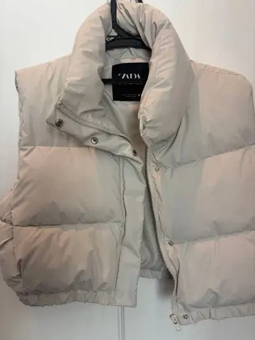ZARA 베이지 다운 베스트 XL