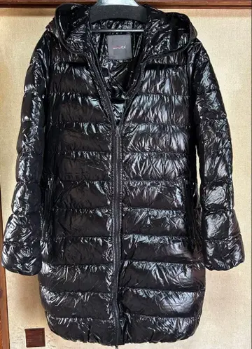 DUVETICS 다운 자켓 42 사이즈 블랙