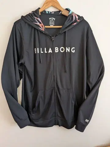 BILLABONG 후디 XL 사이즈 블랙