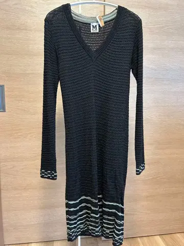 [새상품급] MISSONI V넥 긴팔 니트 원피스 M 사이즈