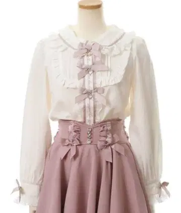 LIZLISA 3단 리본 메시지 블라우스