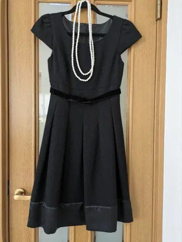 프렌치 슬리브 원피스 덤 포함