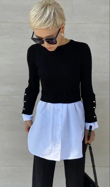 [ JENNE ] 제뉴 (S) 백펄 도킹 니트 레이온 혼방