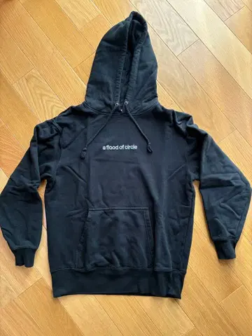 a flood of cIrcle 로고 자수 후드티