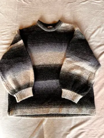 cussil 와이드 벌룬 슬리브 루즈 스웨터