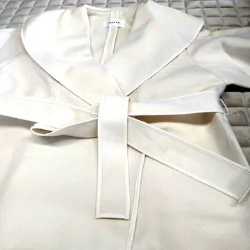 여성용 숏코트 화이트 [ 미사용품 ]