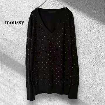 마우지 [ 2 ] V넥 니트 블랙 울 혼방 큐빅 반짝이