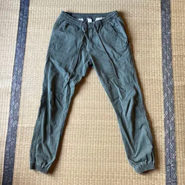 Riell 조거 팬츠 올리브 그린