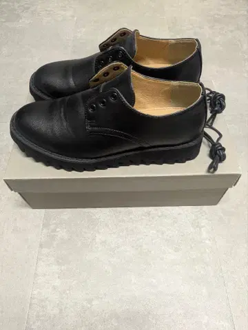 BEAMS HEART 3홀 샤크 밑창 플레인토 블랙 25.5cm