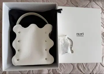 nori enomoto mardi matin white 화이트