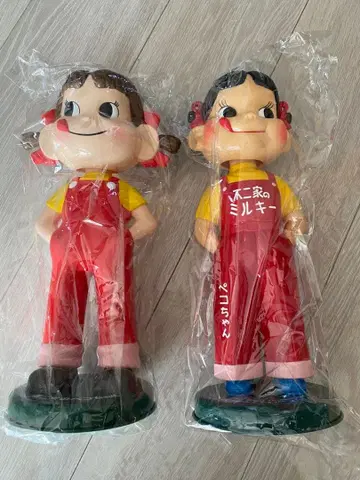 페코짱 피규어 2체 세트