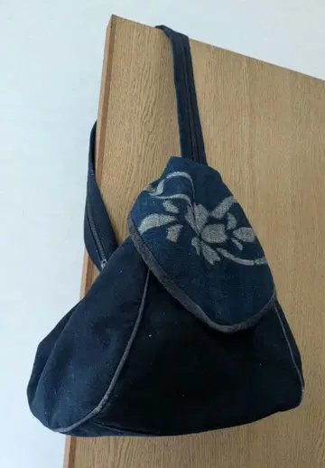 네이비 나염과 빈티지 원단의 백팩 바디백 핸드메이드