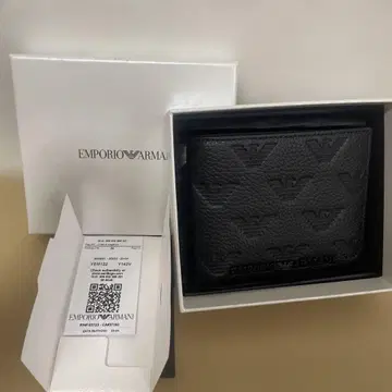 EMPORIO ARMANI 블랙 접이식 지갑