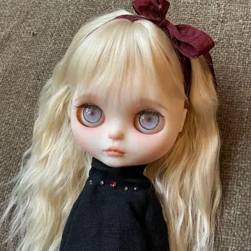 커스텀 아이시 인형