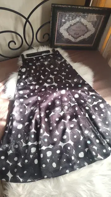 신상 HERALBONY 새틴 스커트 [ ( 무제 ) ( 원 ) ]