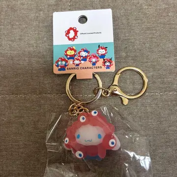 산리오 미야쿠미야쿠 입체 키링 클리어 시나몬