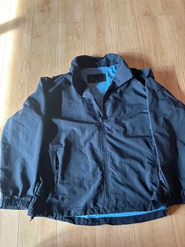 다크 네이비 후드 부착 나일론 자켓 L 사이즈