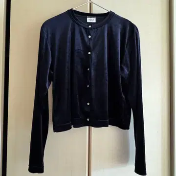 Bshop le Glazik 네이비 벨로아 크루넥 가디건