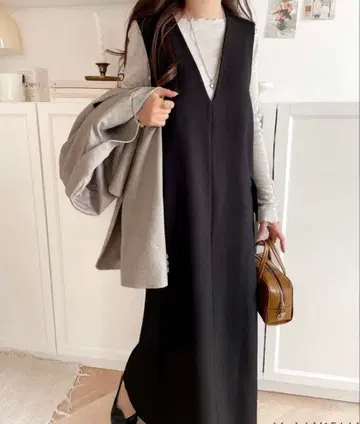 클래식 엘프 V넥 원피스