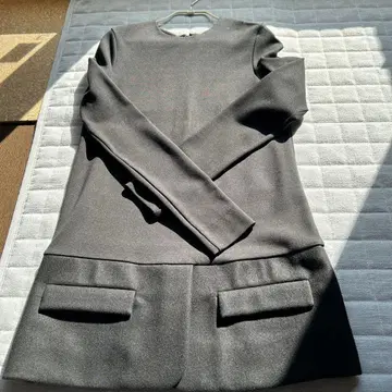 COS 긴팔 미니 원피스