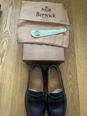 Berwick 로퍼 그레이