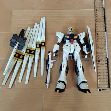 건담 프라모델 뉴 건담 완성품
