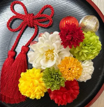 성인식 일본 의류 후리소데 시치고산 머리 장식