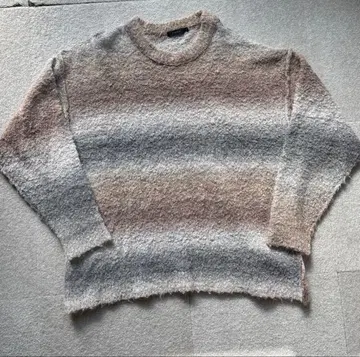 복슬복슬 니트 그라데이션 스웨터