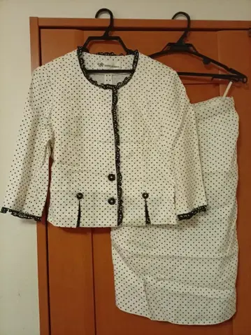 TAKEO NISHIDA 타케오 니시다 셋업 스커트 수트