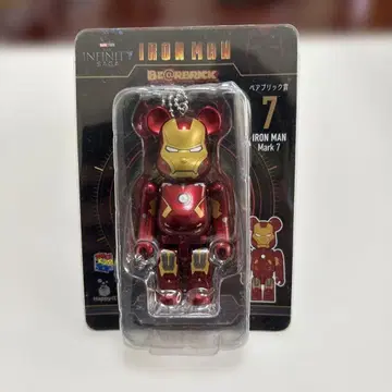 베어브릭 아이언맨 마크 7