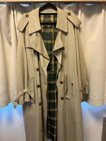 폴 스튜어트 한쪽 소매 트렌치코트 더블