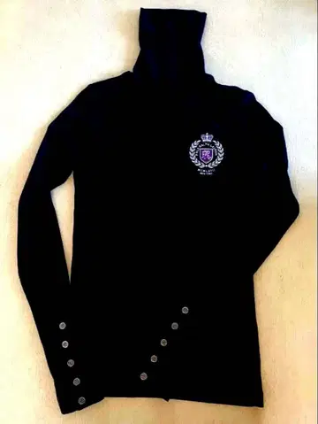 폴로 랄프로렌 터틀넥 빅 엠블럼 와펜