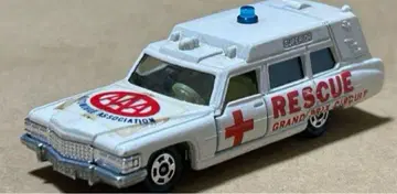 토미카 캐딜락 구급차 앰뷸런스