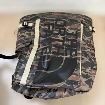 THE NORTH FACE 카모플라쥬 백팩