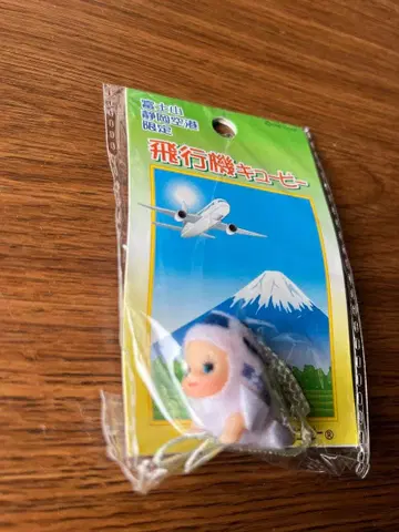 후지산 시즈오카 공항 한정판 비행기 큐피