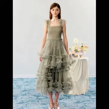 'Ballerina' blooming tulle dress