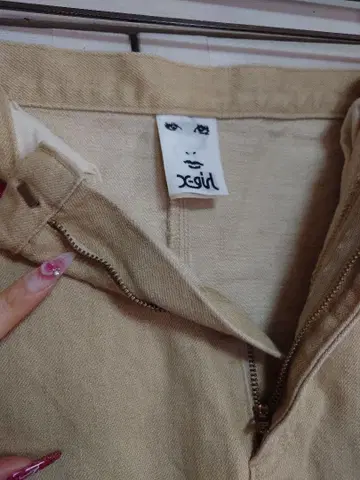 x-girl 베이지 무릎 기장 스커트