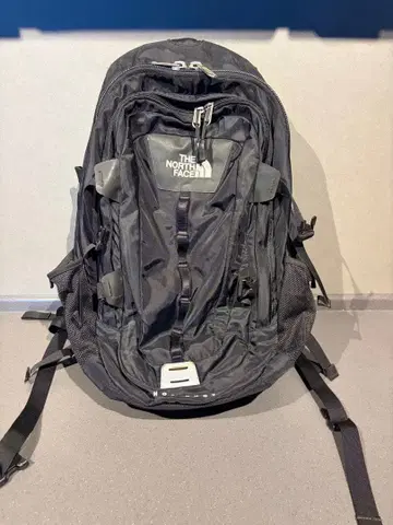 The North Face 블랙 백팩