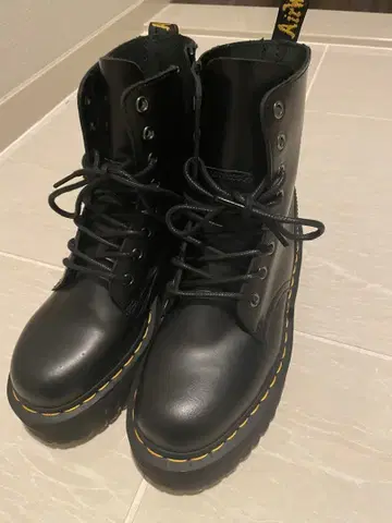닥터마틴 Dr. Martens 통굽