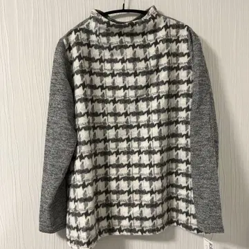 [미사용 새상품] 니트 그레이 x 화이트 하운드투스 M~L 사이즈