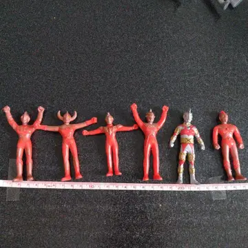 울트라맨 소프트 비닐 피규어 6체 세트 약 15cm