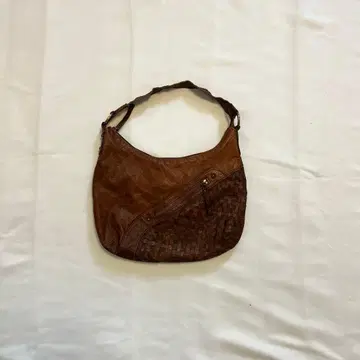 archive city brown leather shoulder bag