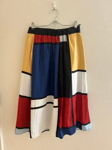 멀티 컬러 플레어 스커트 몬드리안